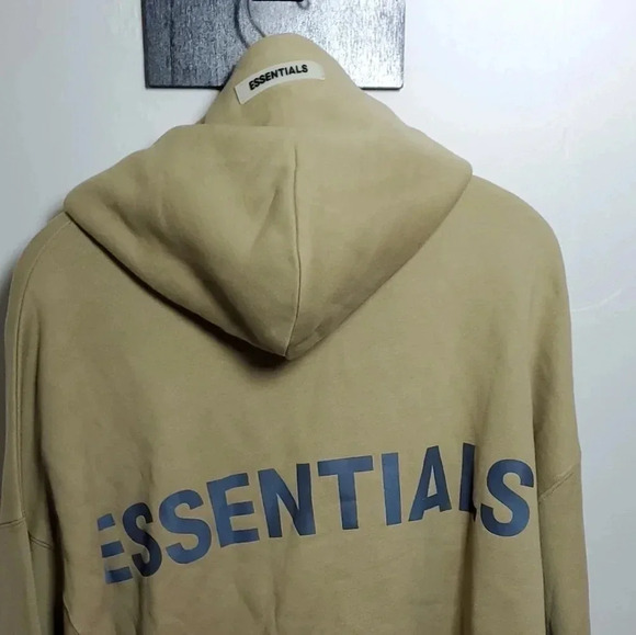 Fear Of God ~ Essential Oversize Tan Hoodie ~ Size Medium NWOT - Picture 2 of 10